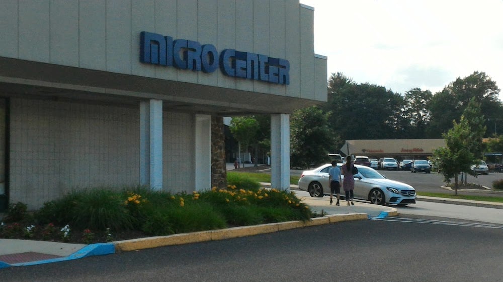 Automotive in St Davids, PA - Micro Center